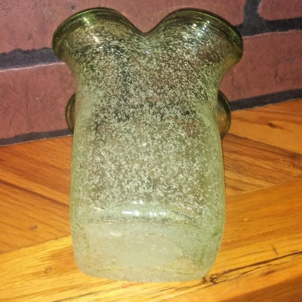 Vintage Vase Bubble Glass Emerald Green Scalloped ruffled Edge MCM 5